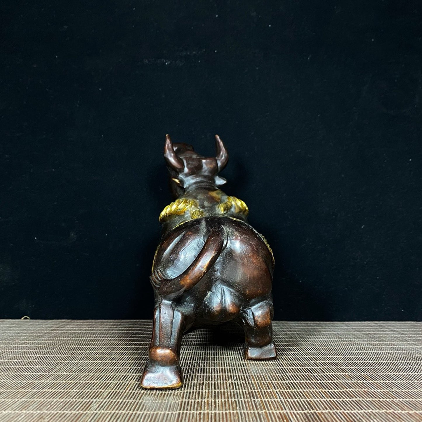 Pure copper gilded bull aura soaring to the sky