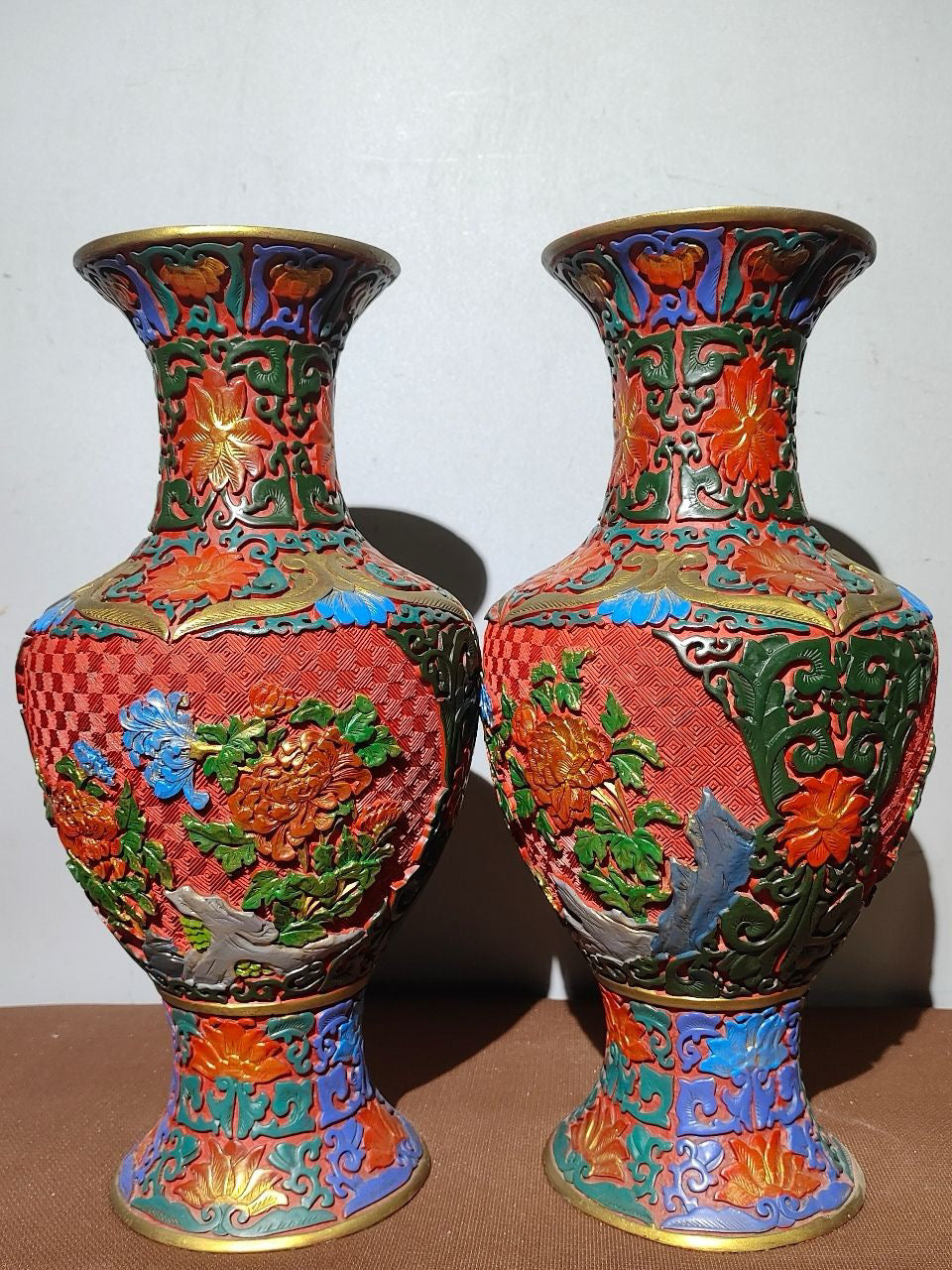 Red Lacquerware Vase