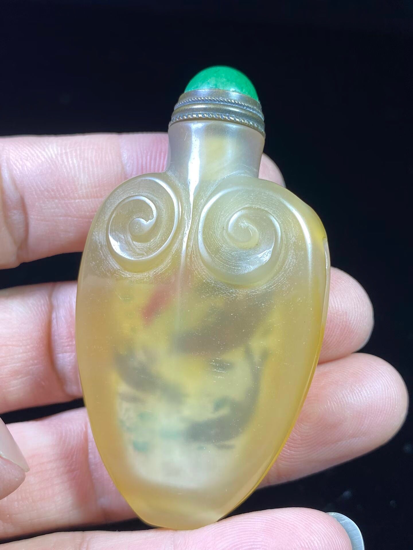 Chinese antique agate carved Ru Yi Nei painted snuff bottle