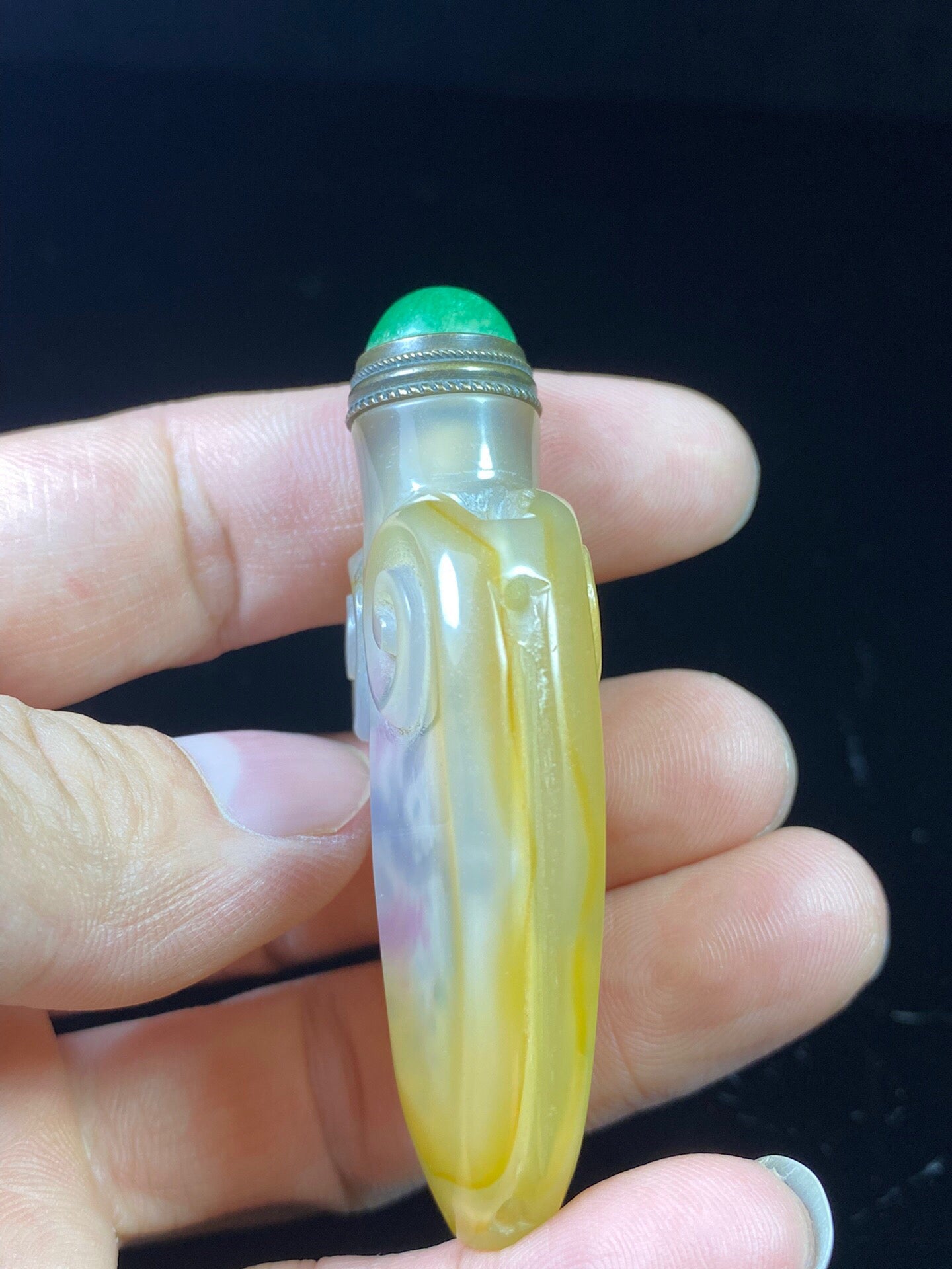 Chinese antique agate carved Ru Yi Nei painted snuff bottle