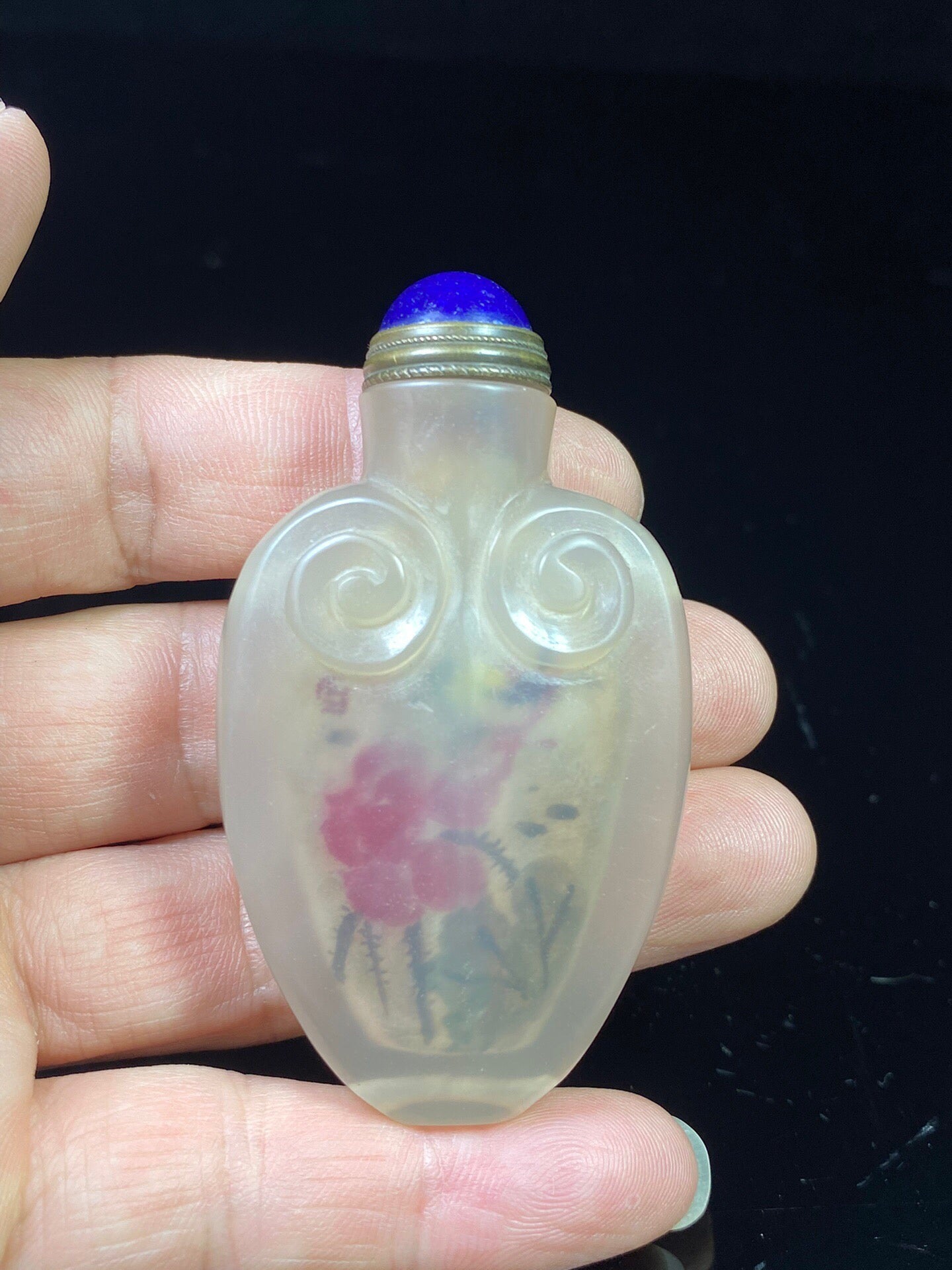 Chinese antique agate carved Ruyi Nei painted snuff bottle