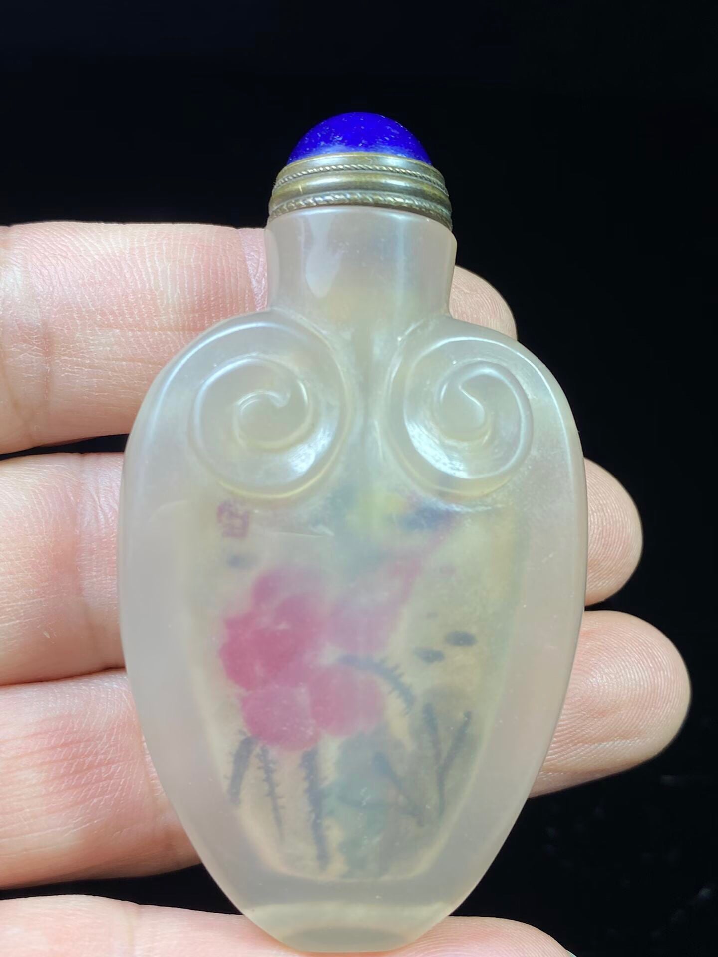 Chinese antique agate carved Ruyi Nei painted snuff bottle