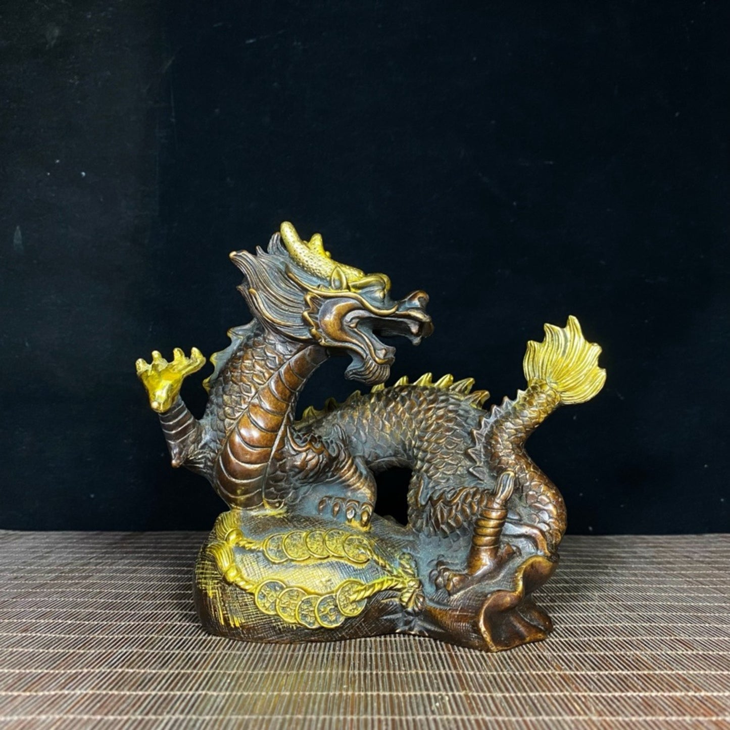 Pure Copper Gilded Gold Looking Back at the Divine Dragon