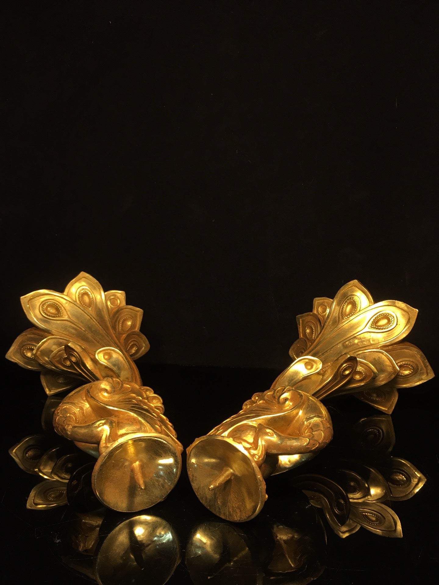 Chinese antique pure copper phoenix wax platform