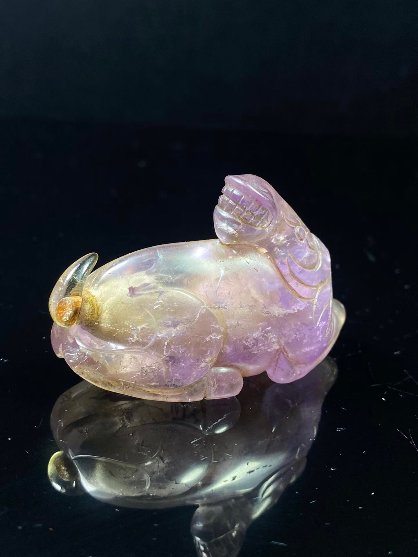 Chinese antique crystal horse shaped snuff bottle