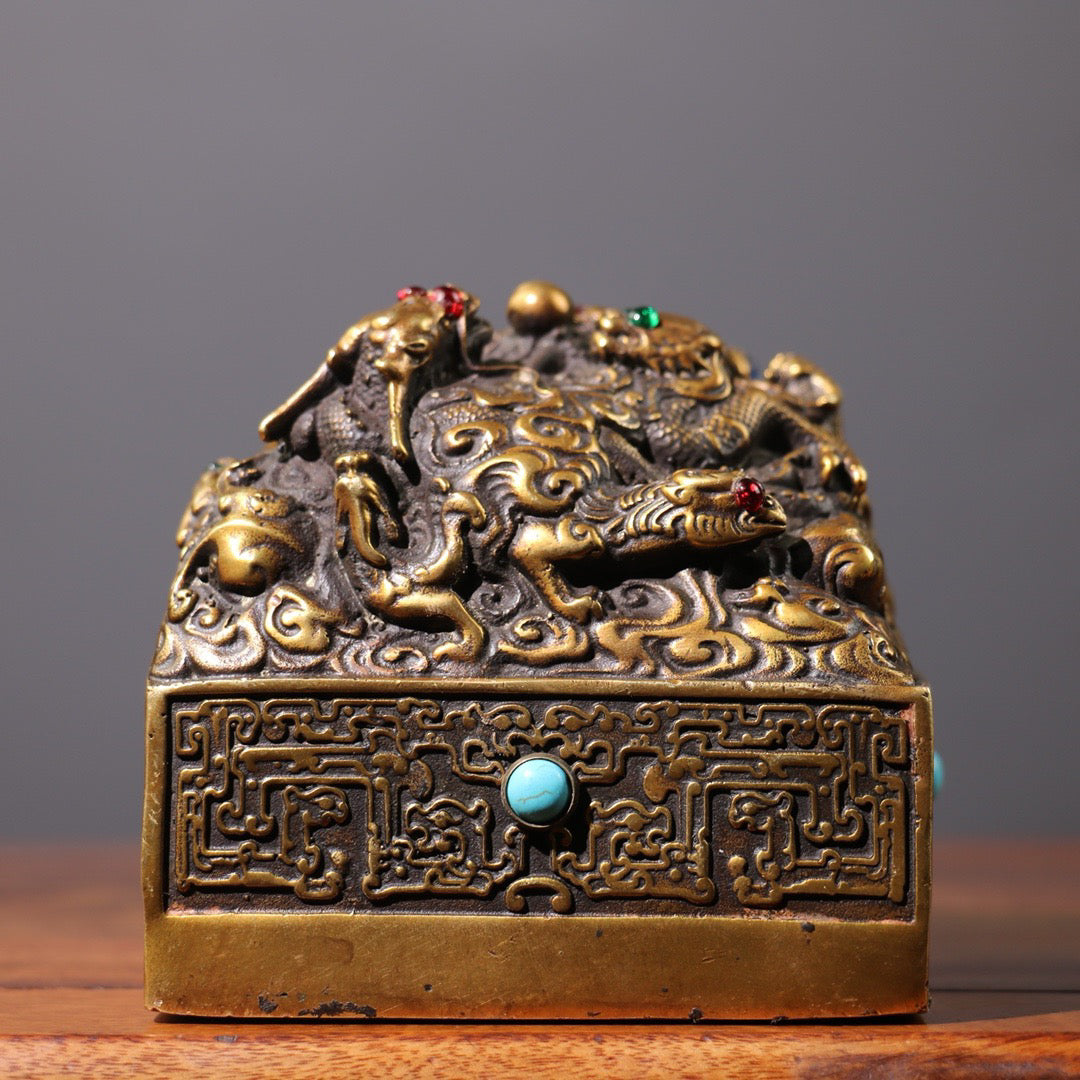 Old brass inlaid gemstones [Divine Dragon Guardian]