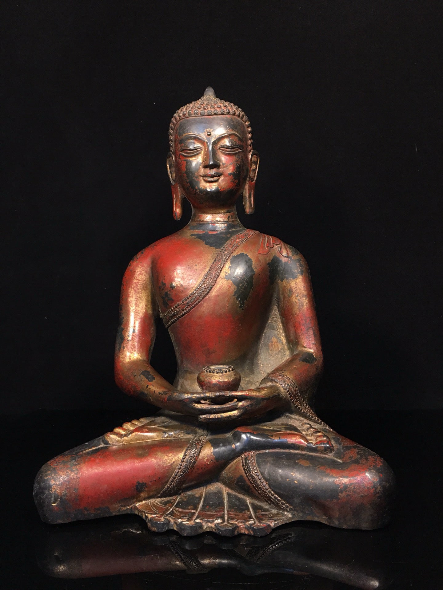 Chinese antique pure copper statue of Shakyamuni Buddha