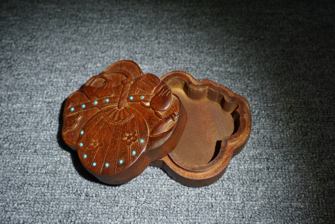 Pear wood jewelry box