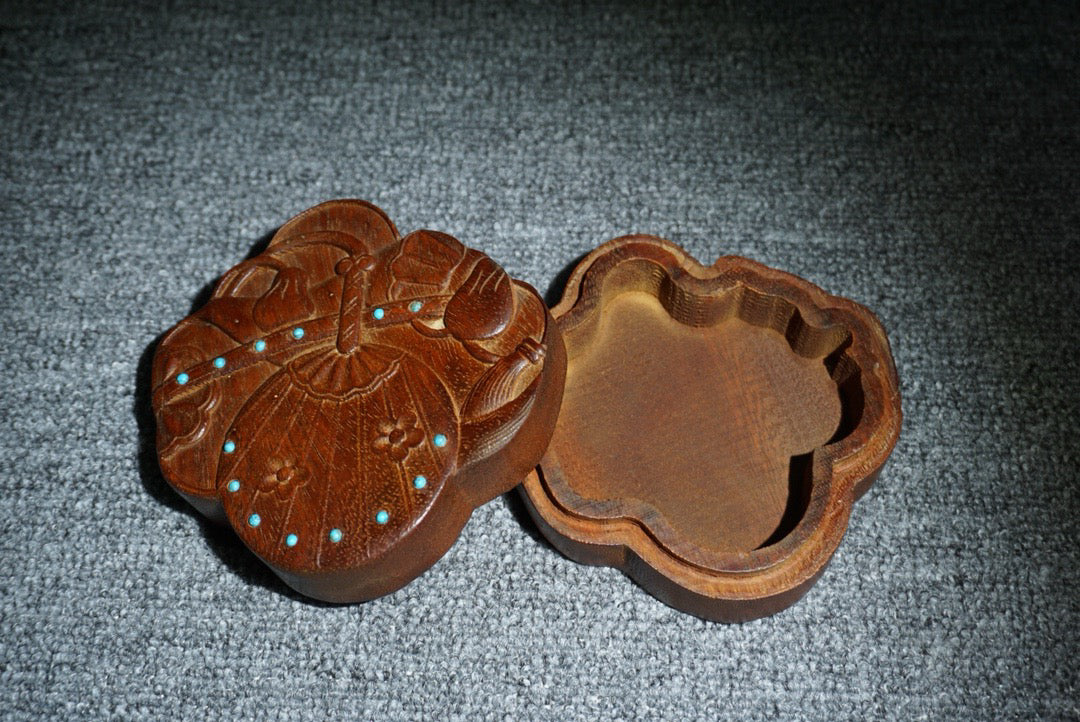 Pear wood jewelry box