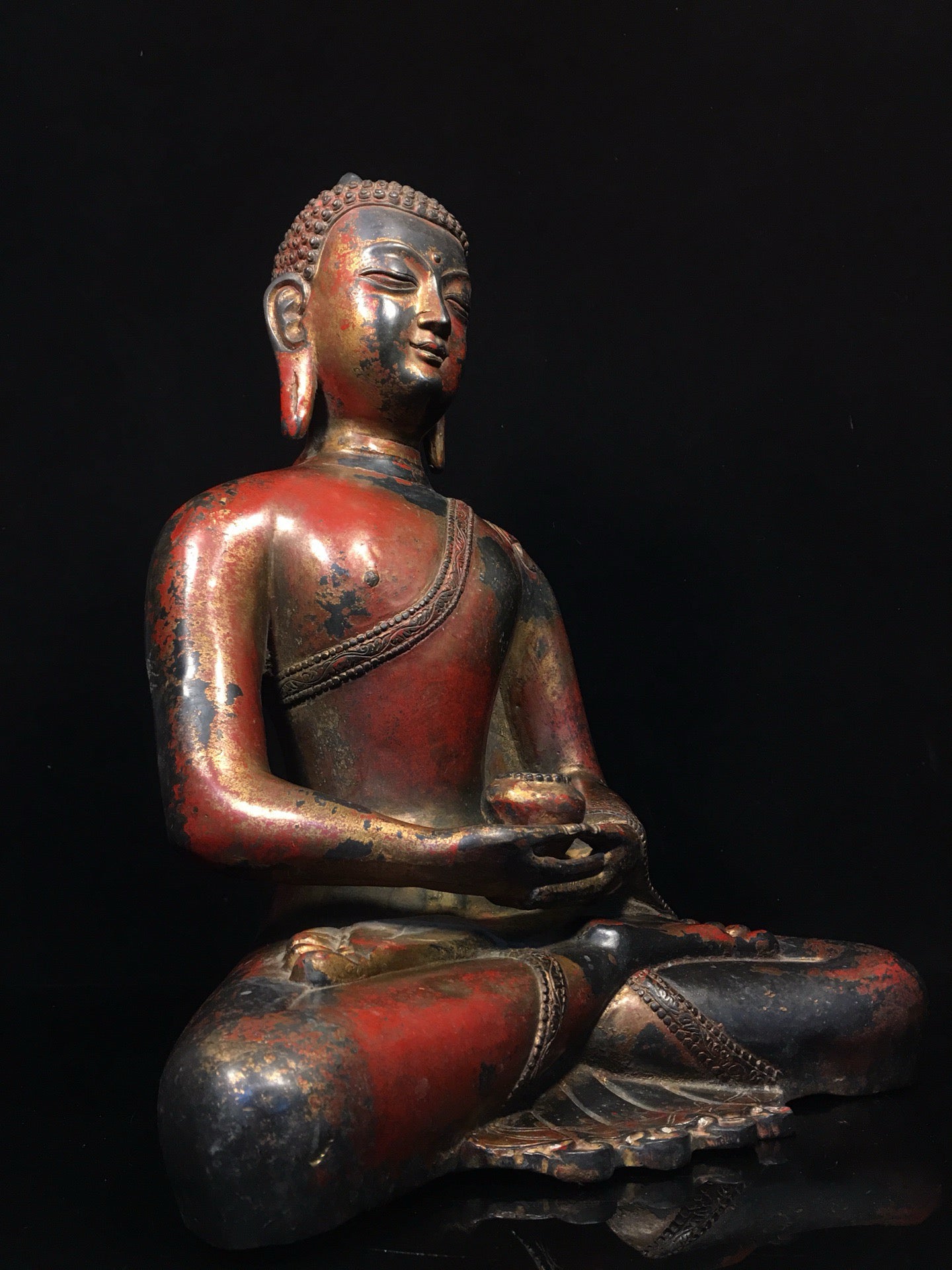Chinese antique pure copper statue of Shakyamuni Buddha