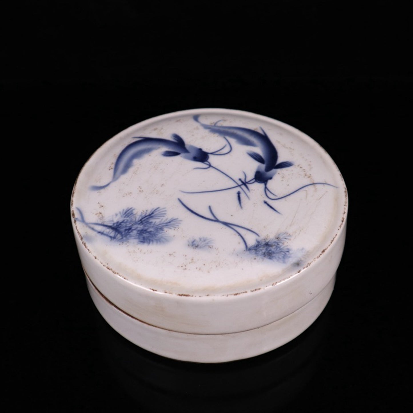 Ceramic blue and white glazed fish fun picture printing box