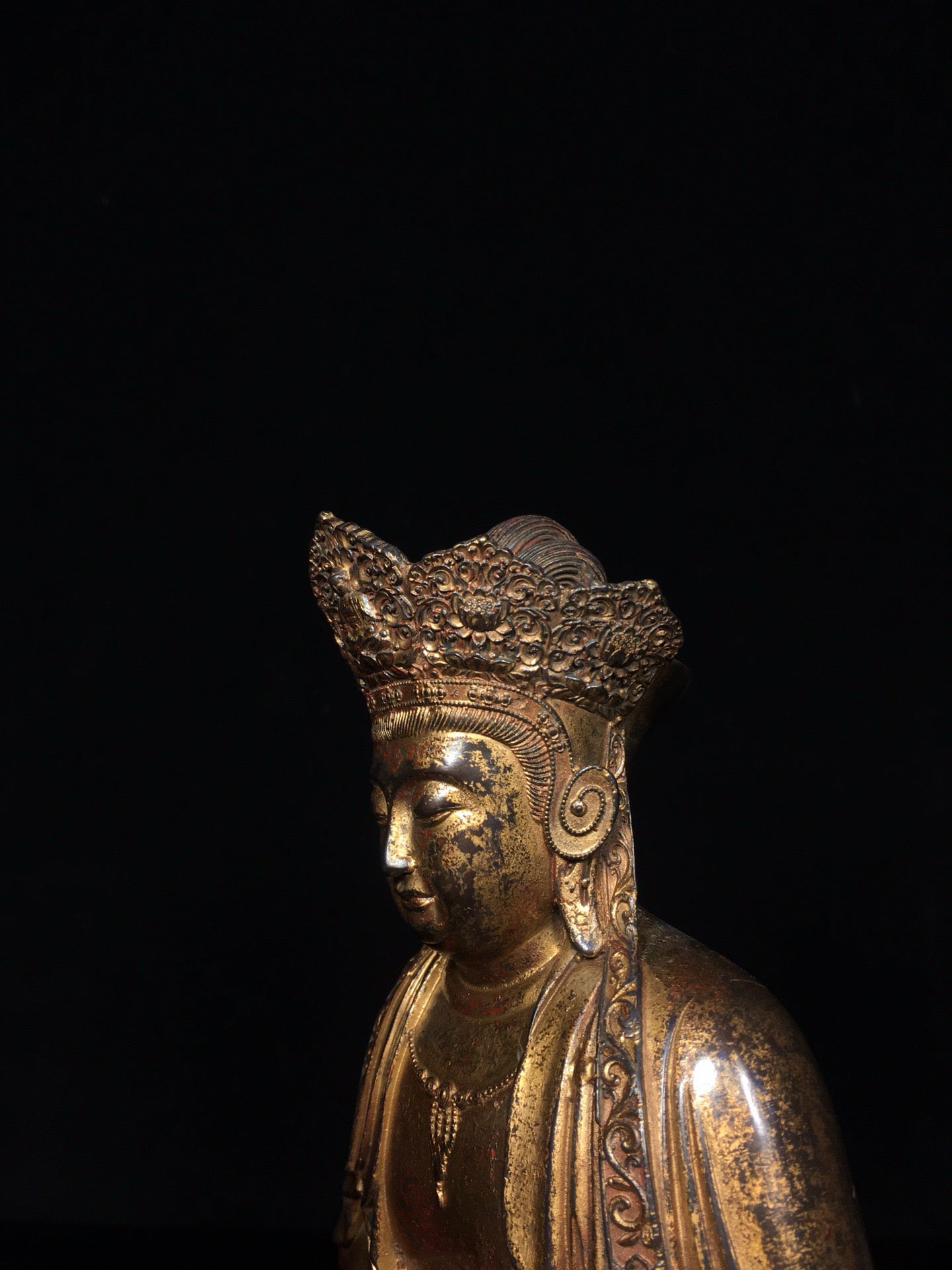 Chinese Antique Avalokitesvara Bodhisattva Statue