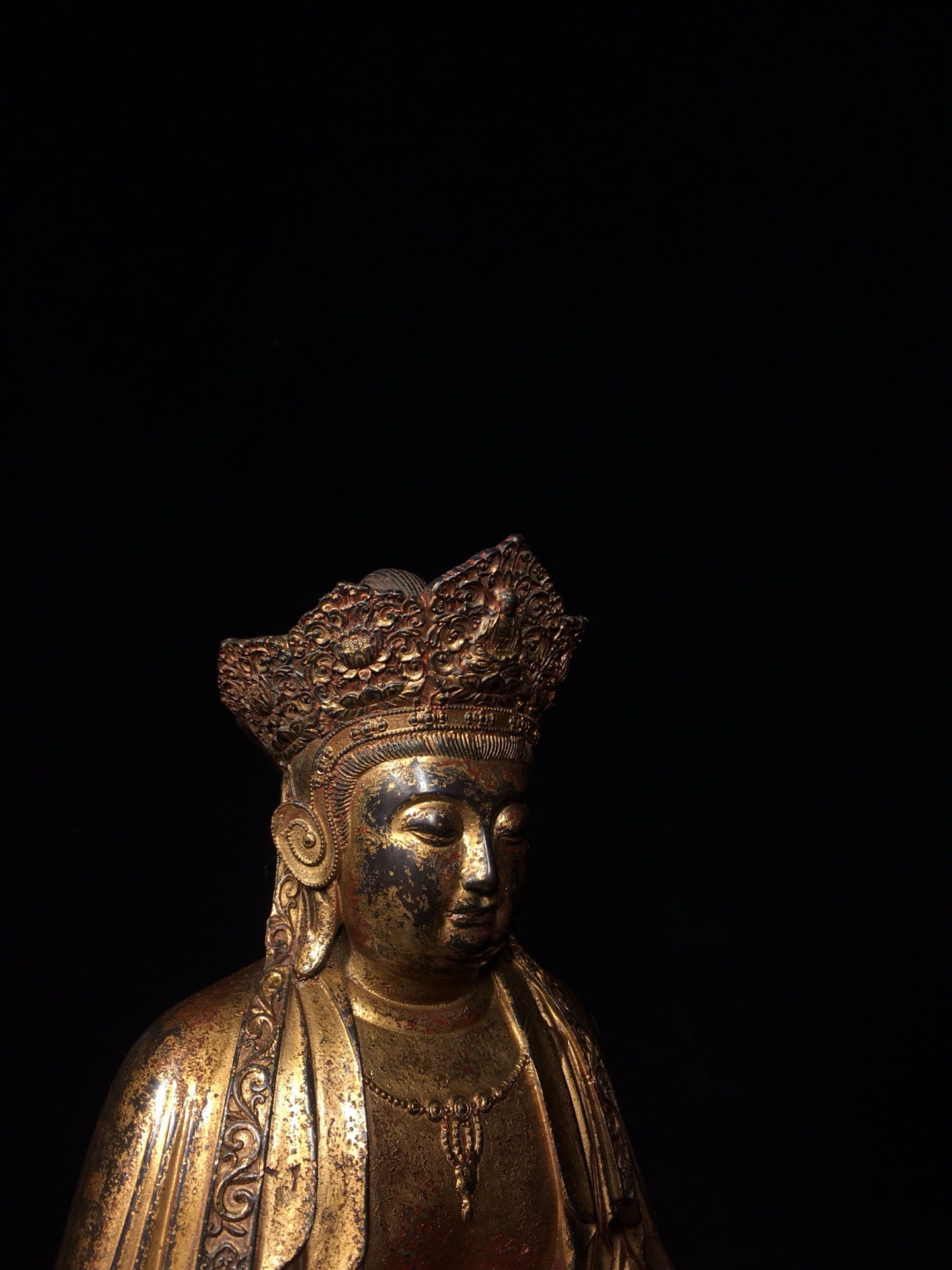 Chinese Antique Avalokitesvara Bodhisattva Statue