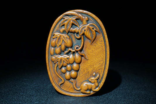 Hua Li Mu finely carved small inkstone