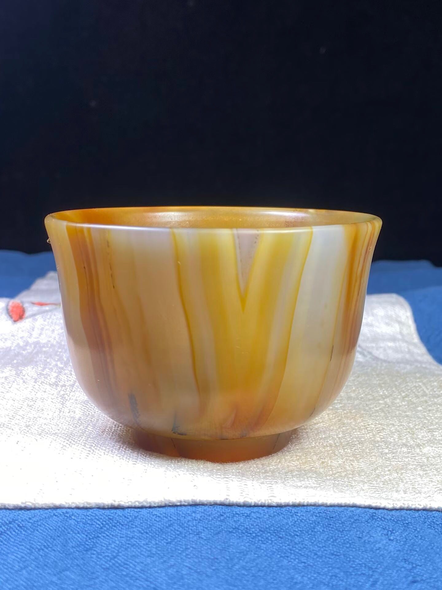 Chinese antique agate carved cup