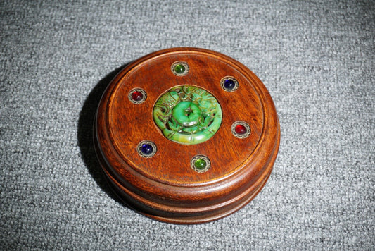 Pear wood round jewelry box