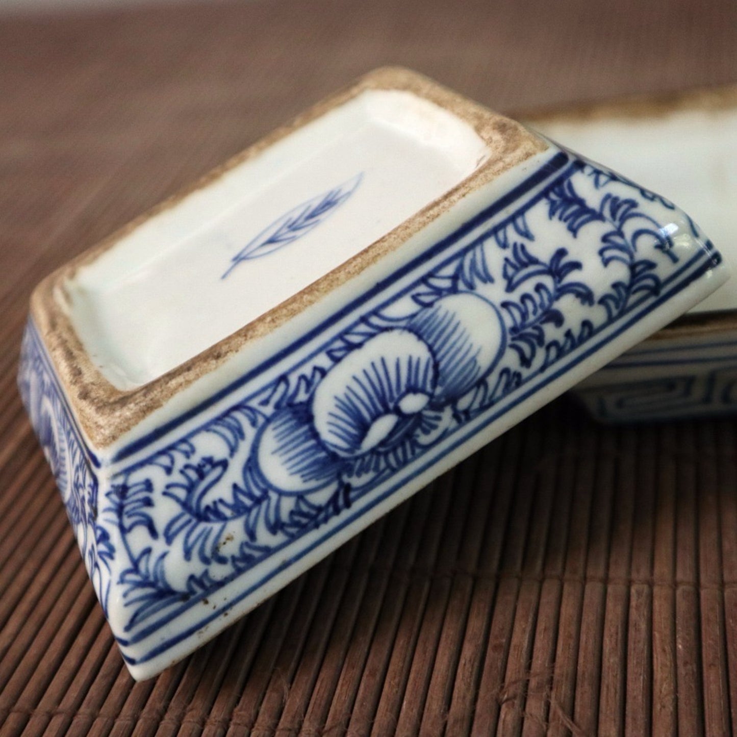 Ceramic blue and white double happiness pattern square printing box
