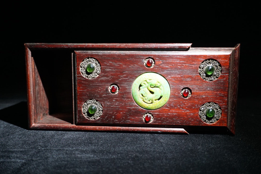 Hua Li Mu Push Pull Box