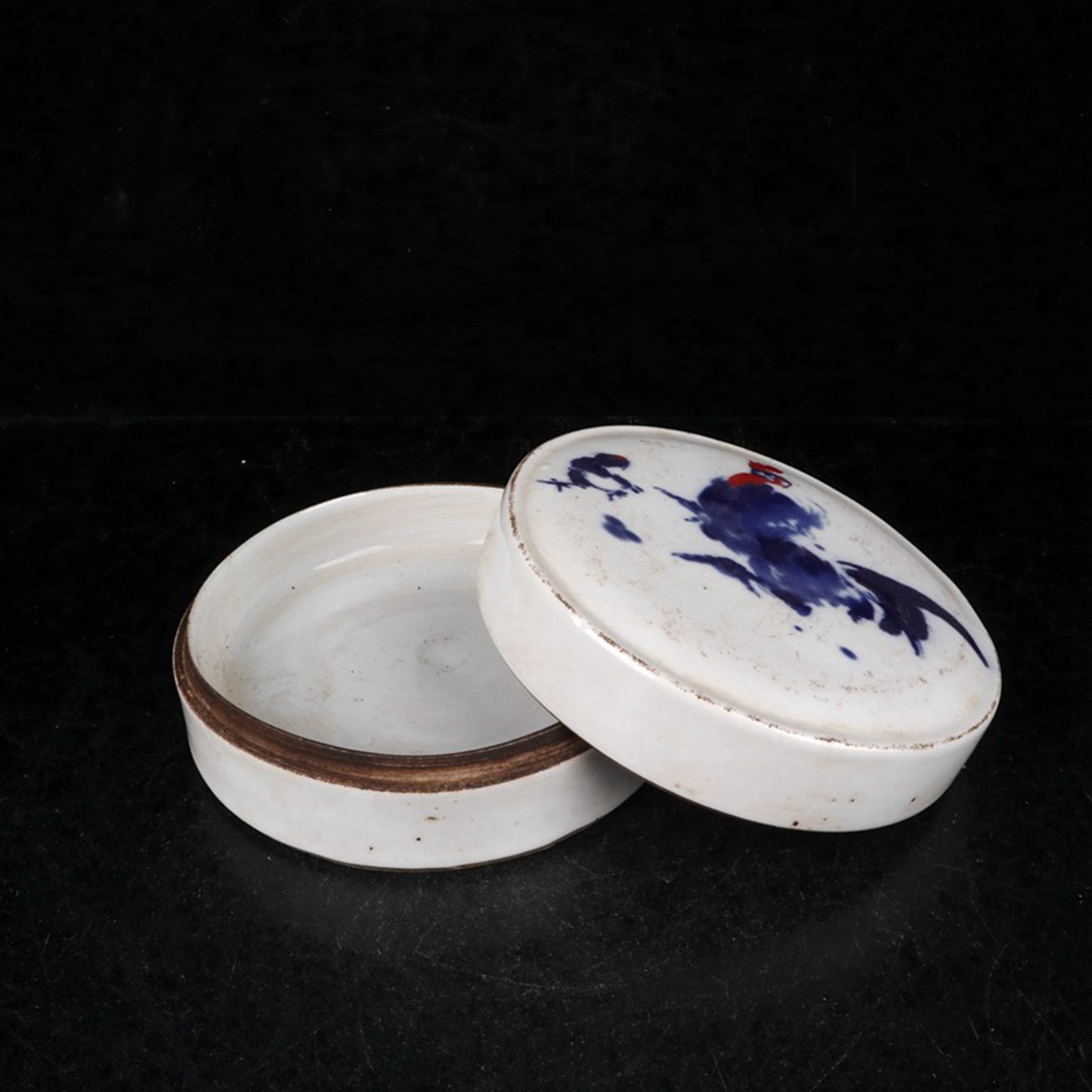 Ceramic blue and white glazed medium color auspicious image printing box