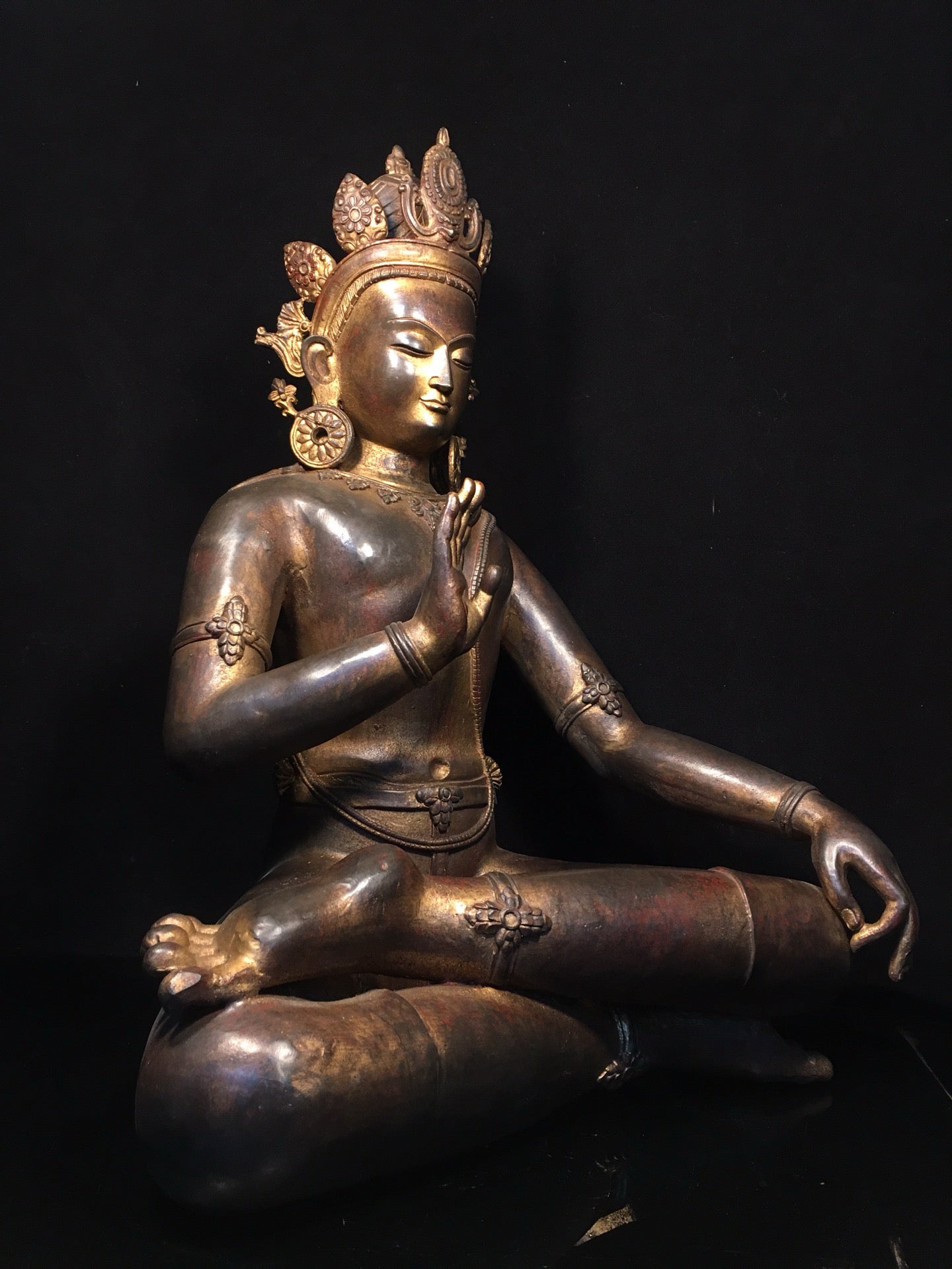 Chinese antique pure copper statue of Avalokitesvara Bodhisattva