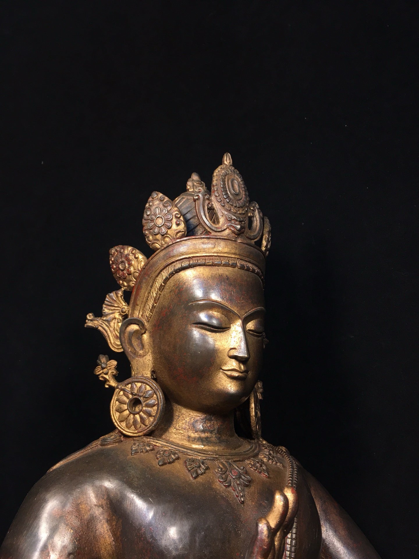 Chinese antique pure copper statue of Avalokitesvara Bodhisattva
