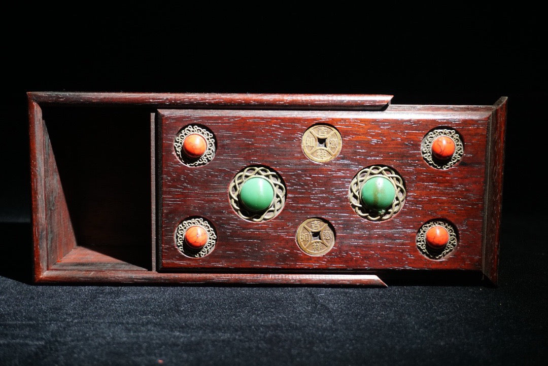 Hua Li Mu Push Pull Box