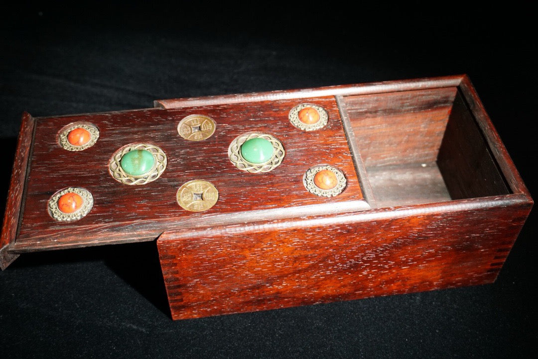 Hua Li Mu Push Pull Box
