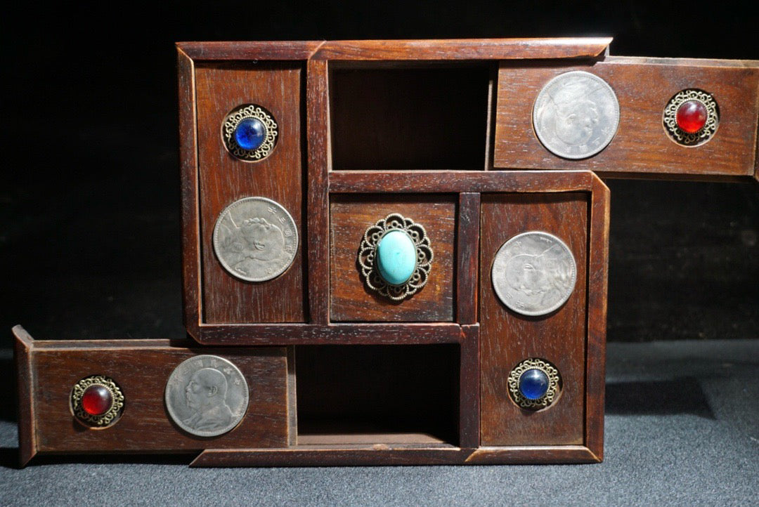 Hua Li Mu Wu Kai Box