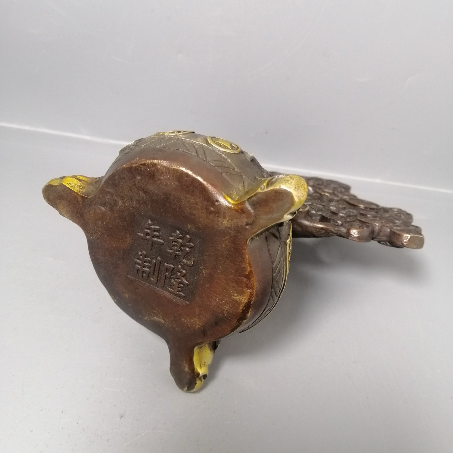 Chinese antique pure copper treasure pot ornaments