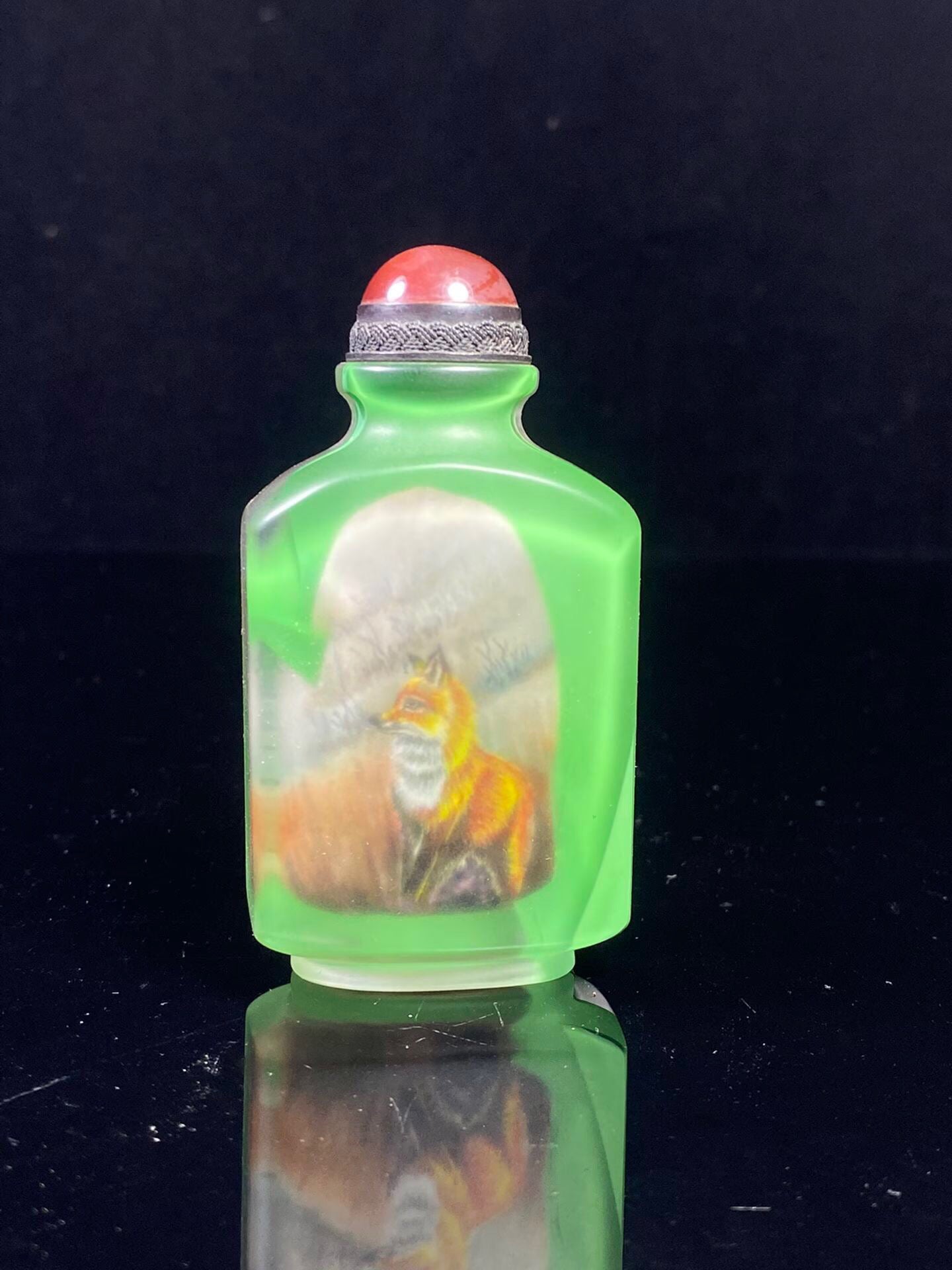 Chinese antique glass inner painted snuff bottle