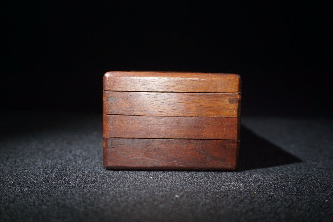 Flower pear wood small mechanism box