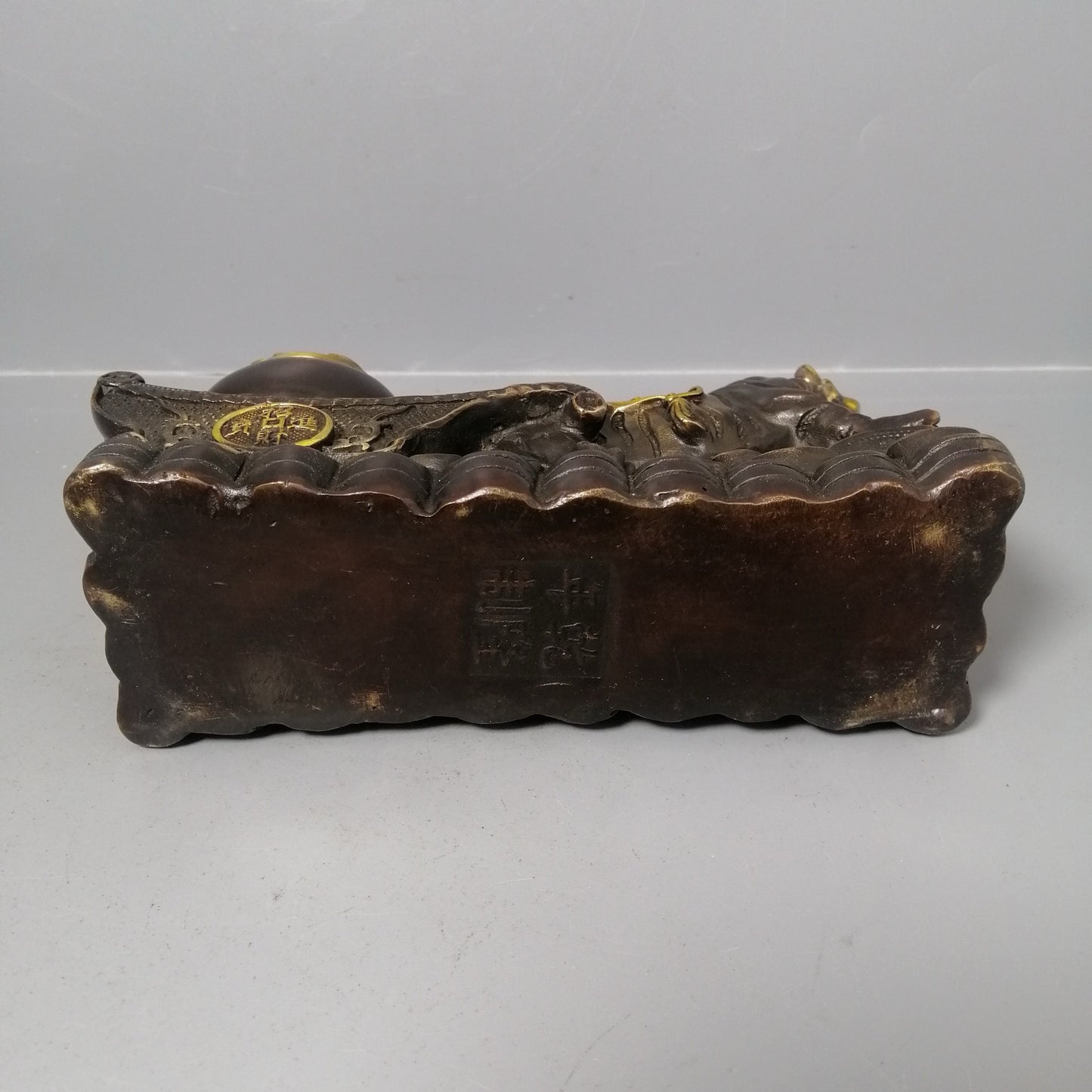 Chinese antique pure copper attracting treasure tiger ornaments