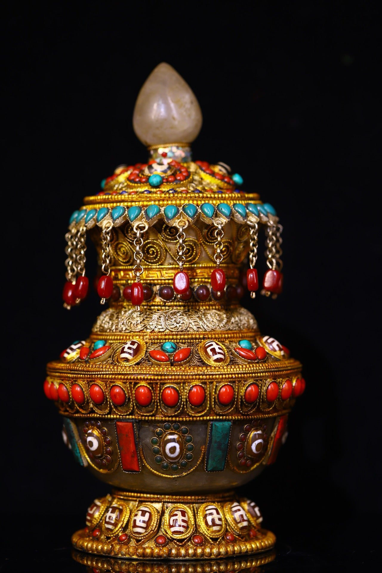 Natural crystal handmade inlaid gemstones, heavenly jewelry jar