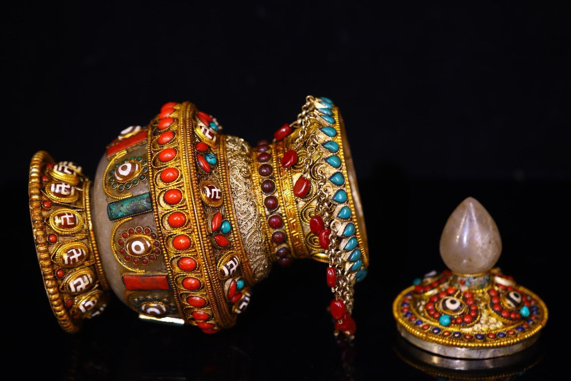 Natural crystal handmade inlaid gemstones, heavenly jewelry jar