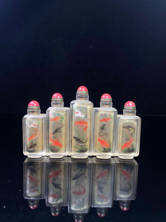 Chinese antique glass snuff bottle