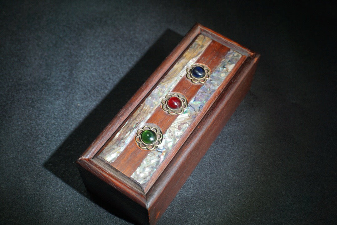 Pear wood inlaid jewelry sliding box