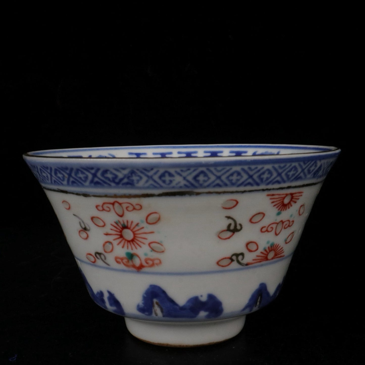 Ceramic blue and white glazed covered bowl
