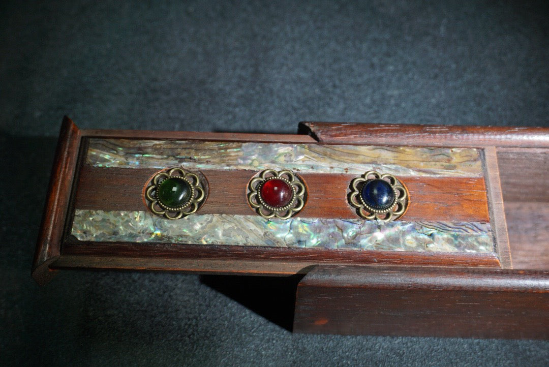 Pear wood inlaid jewelry sliding box