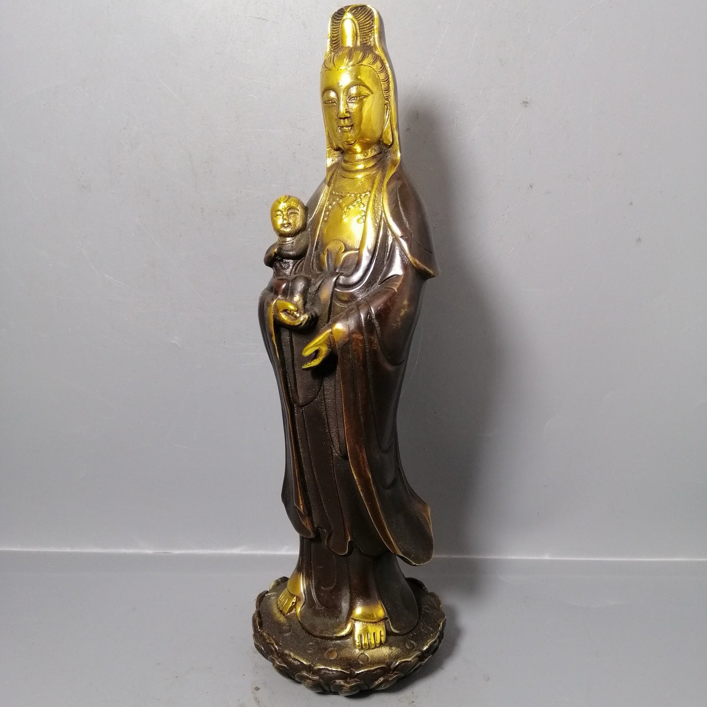 Chinese antique pure copper Guanyin ornaments