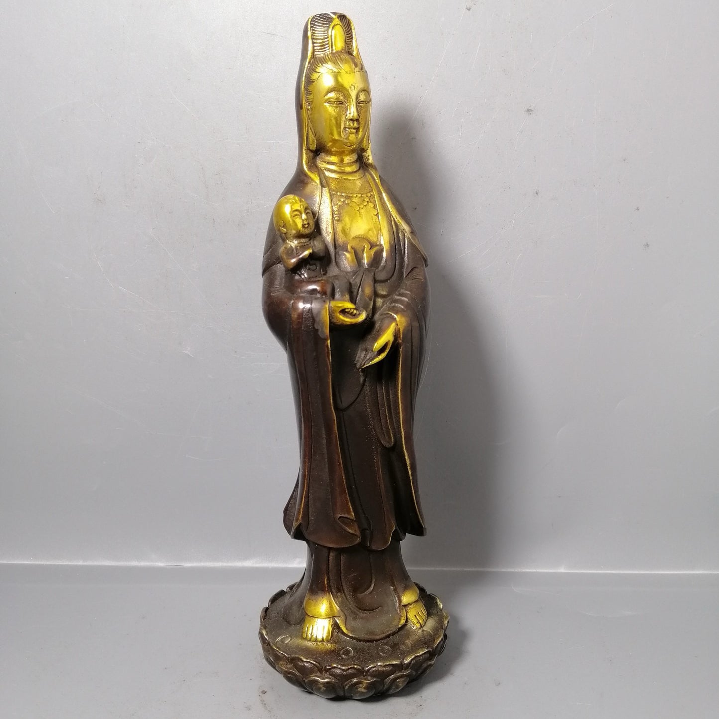 Chinese antique pure copper Guanyin ornaments