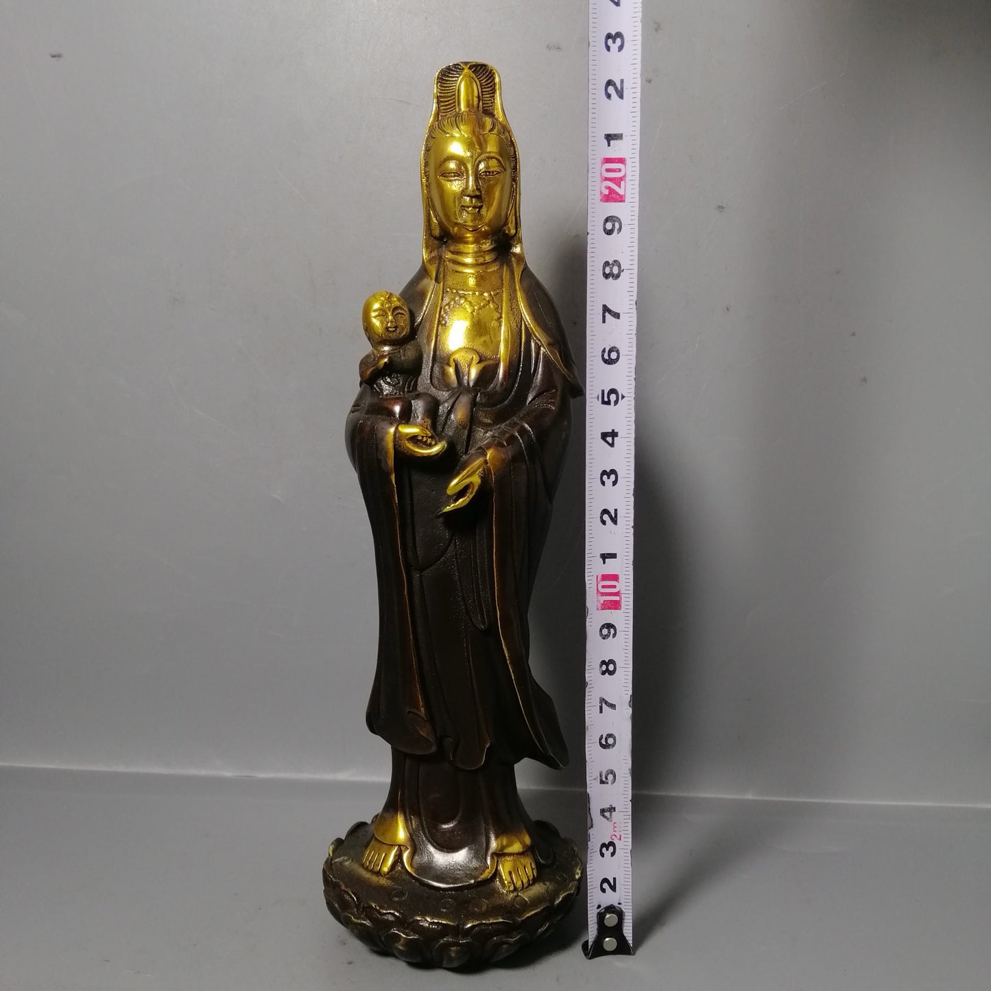 Chinese antique pure copper Guanyin ornaments