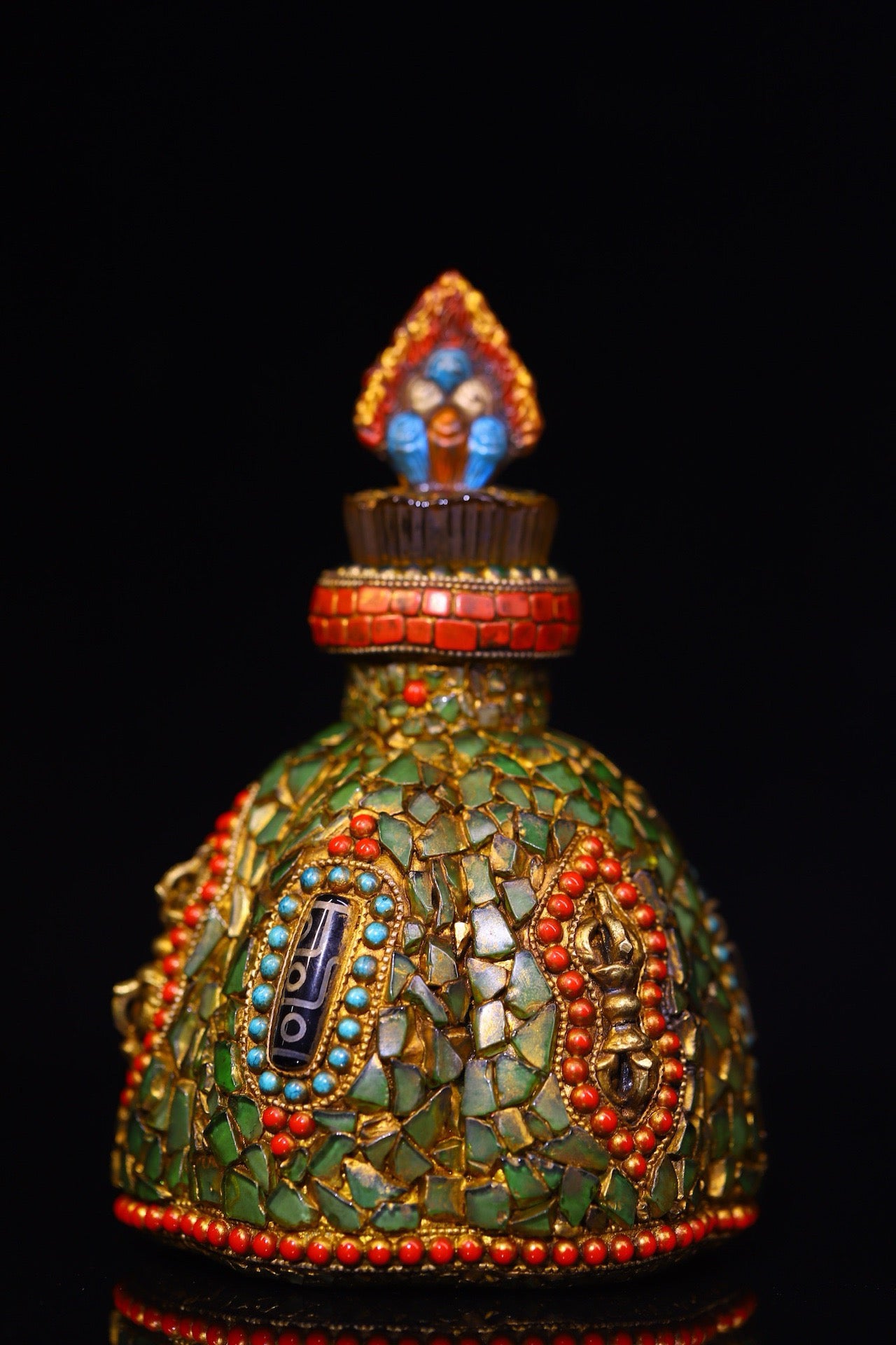 Crystal carving, inlaid with celestial beads, gemstone jar