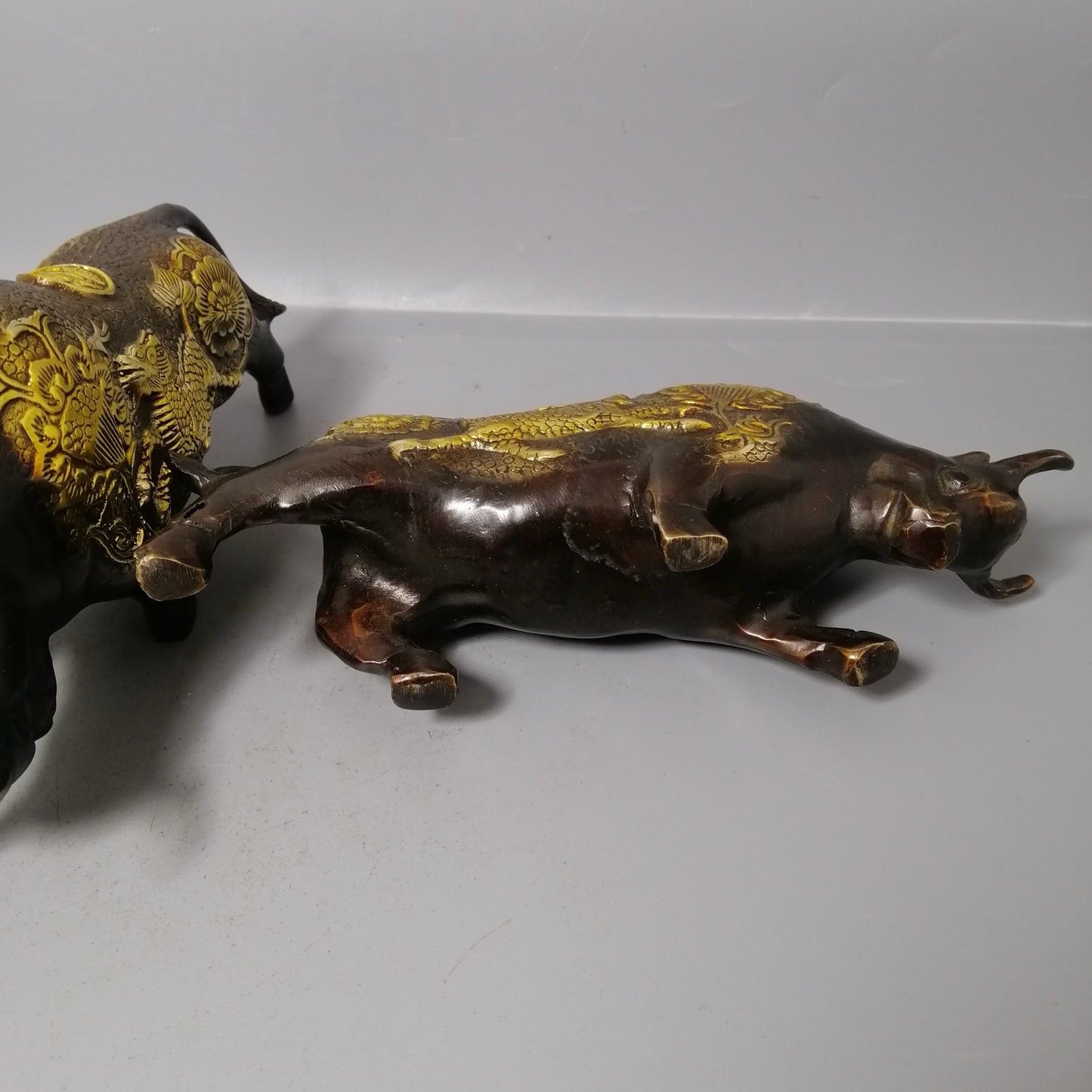 Chinese antique pure copper wealth luck ox ornament