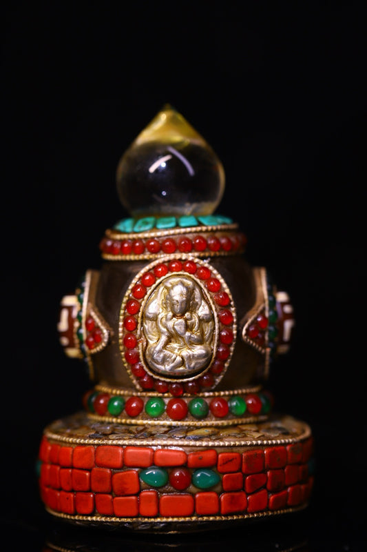 Crystal carving, inlaid with celestial beads, gemstone pagoda