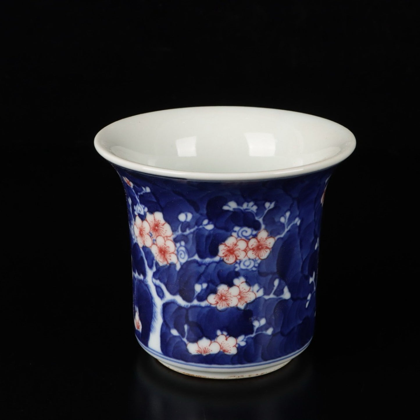 Ceramic blue and white glazed flower pot