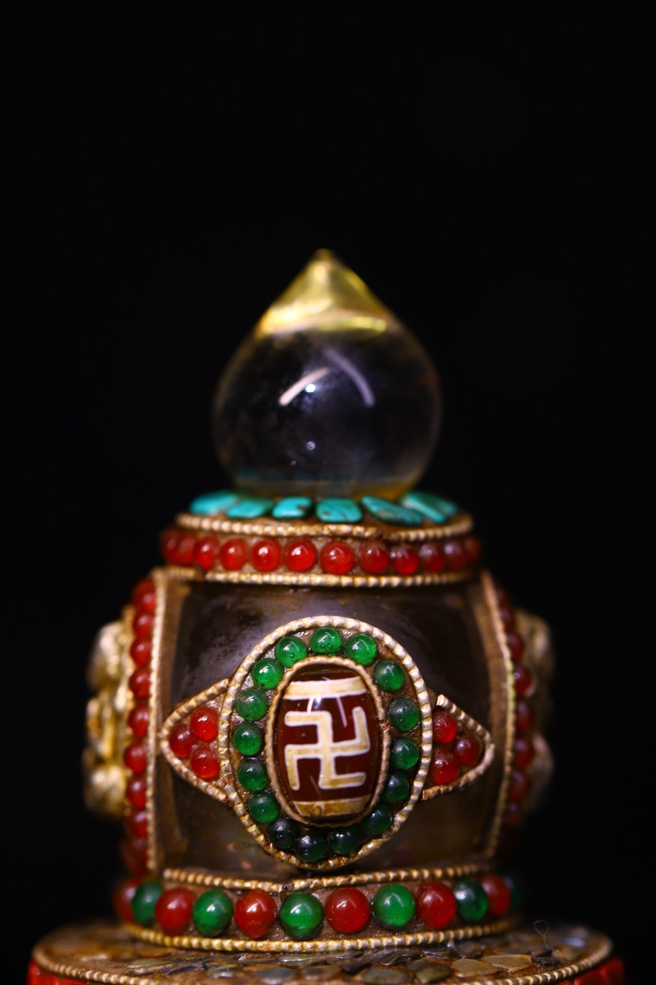Crystal carving, inlaid with celestial beads, gemstone pagoda