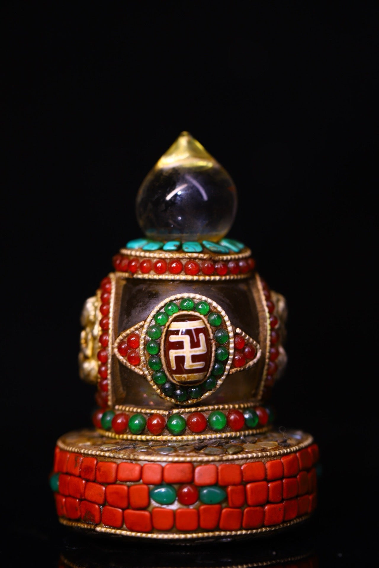 Crystal carving, inlaid with celestial beads, gemstone pagoda