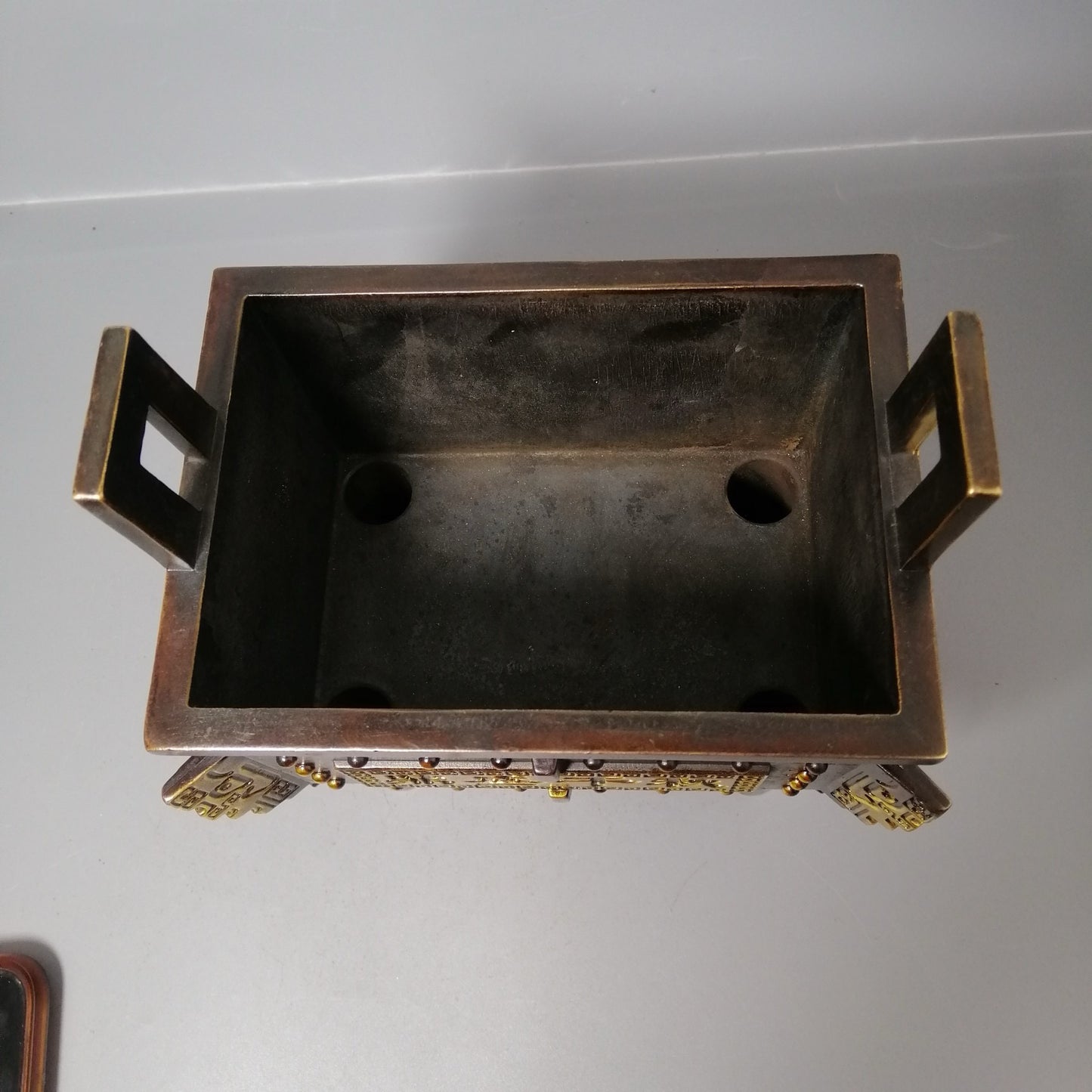 Chinese Antique Pure Copper Cauldron Qianqiu Decoration