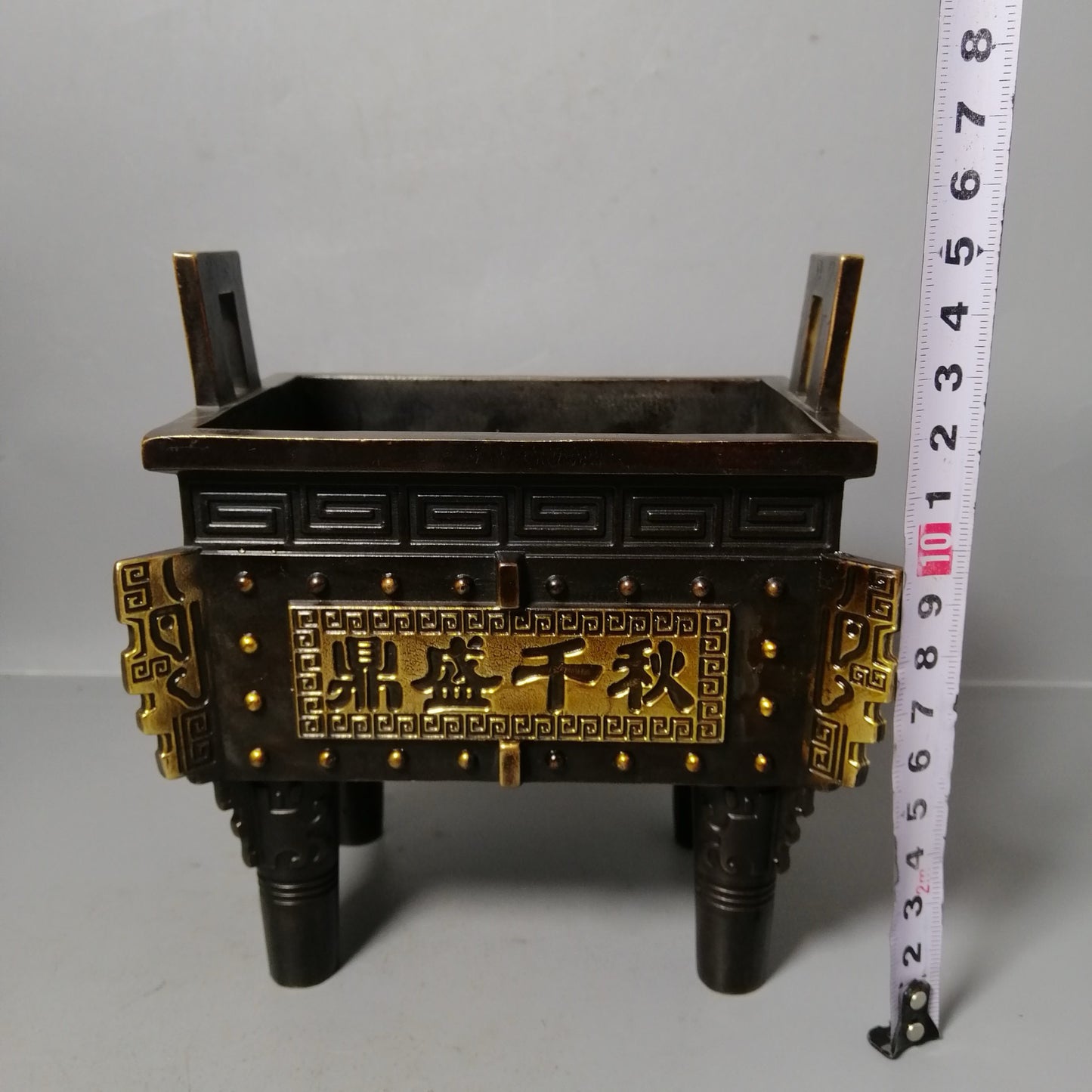 Chinese Antique Pure Copper Cauldron Qianqiu Decoration