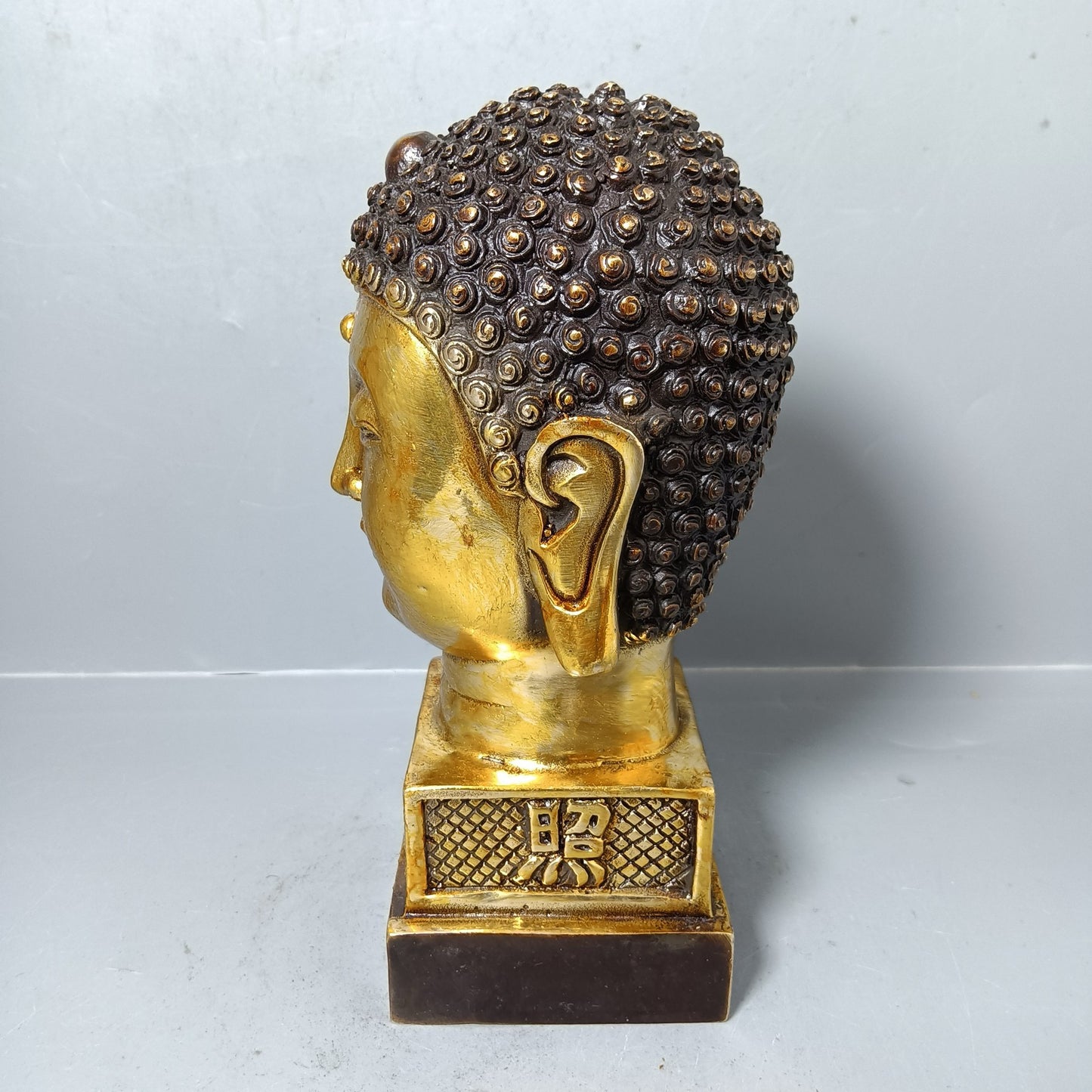 Chinese antique pure copper Shakyamuni ornaments